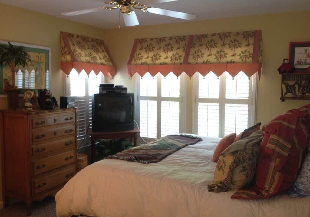 Girls Bedroom #1 Before Remodel